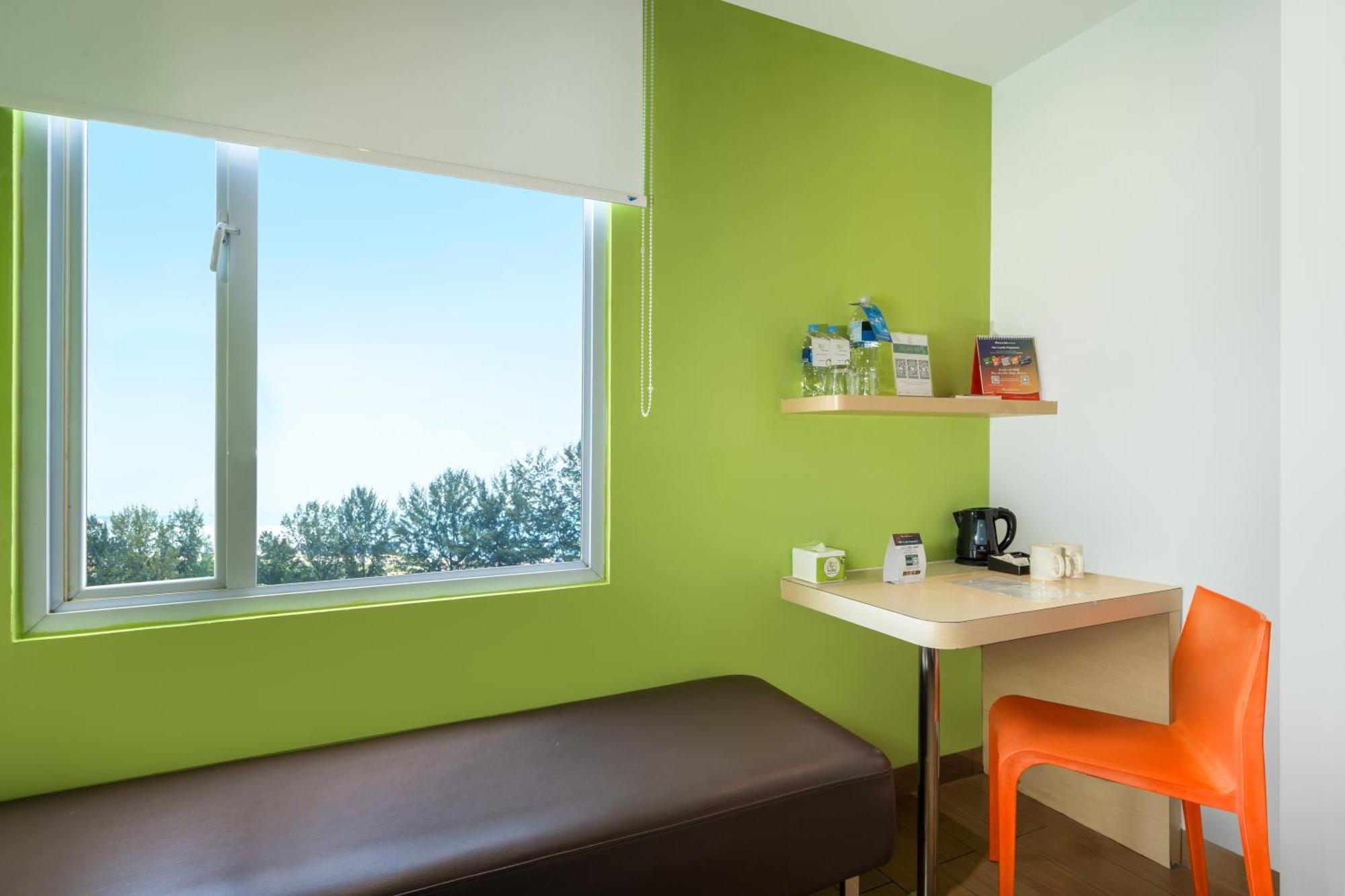 Zest Harbour Bay Batam By Swiss-Belhotel International Nagoya Exteriör bild