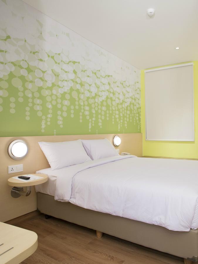 Zest Harbour Bay Batam By Swiss-Belhotel International Nagoya Exteriör bild